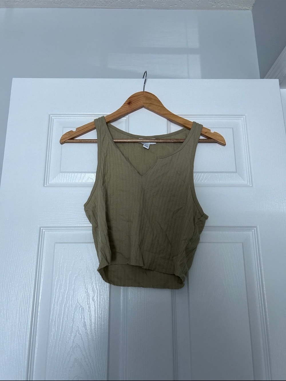 Topshop Olive/tan Ribbed V‑Neck Cropped Tank